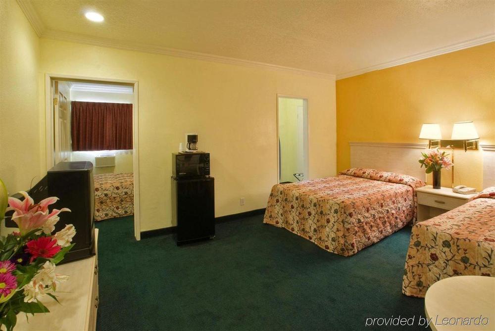 Buena Vista Inn أنهايم المظهر الخارجي الصورة