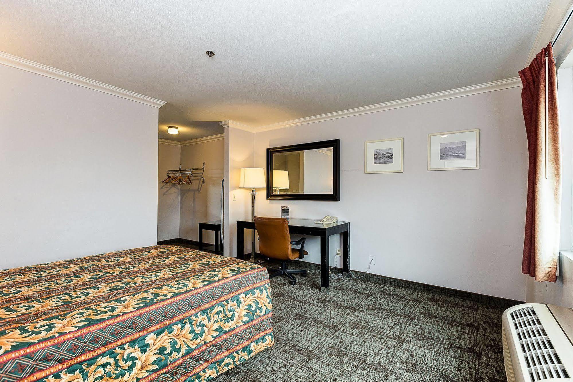Buena Vista Inn أنهايم المظهر الخارجي الصورة